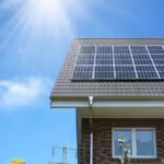 Residencia com Paineis Fotovoltaicos